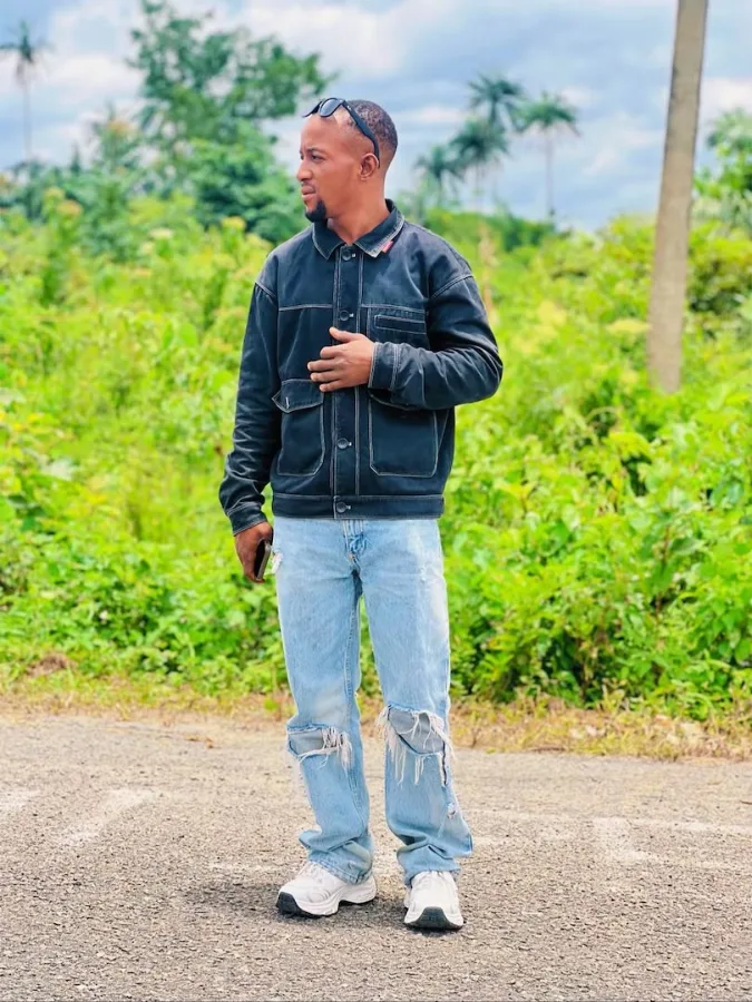 ANIYIKAYE IBRAHIM ABAYOMI (ANNY~KHAY)
